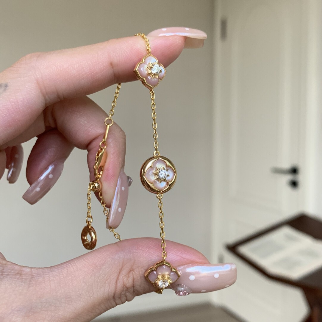 轻奢复古粉贝四叶草手链精致时尚高级感手串手链高颜值百搭饰品