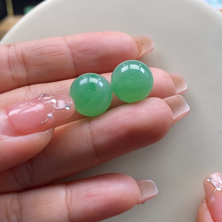 翡翠吊坠(不含链)未镶嵌翡翠多样性发其一（只发一个）