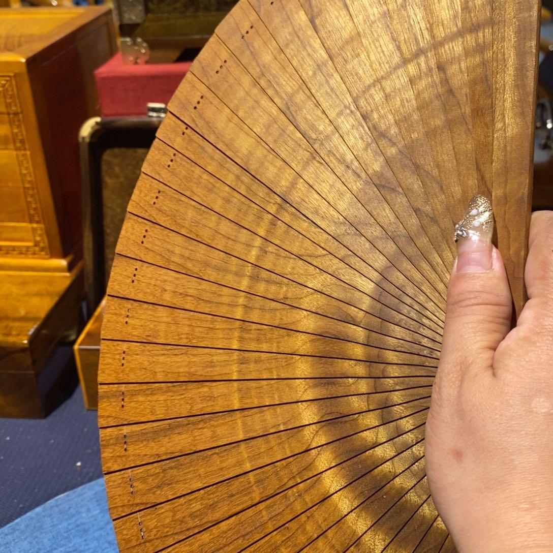 楠木1536363647475757