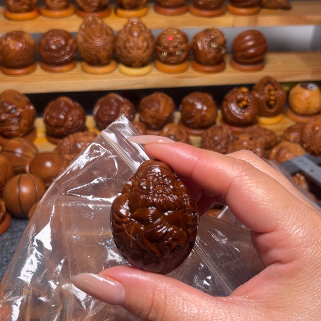 用***4把件橄榄核福利钟馗