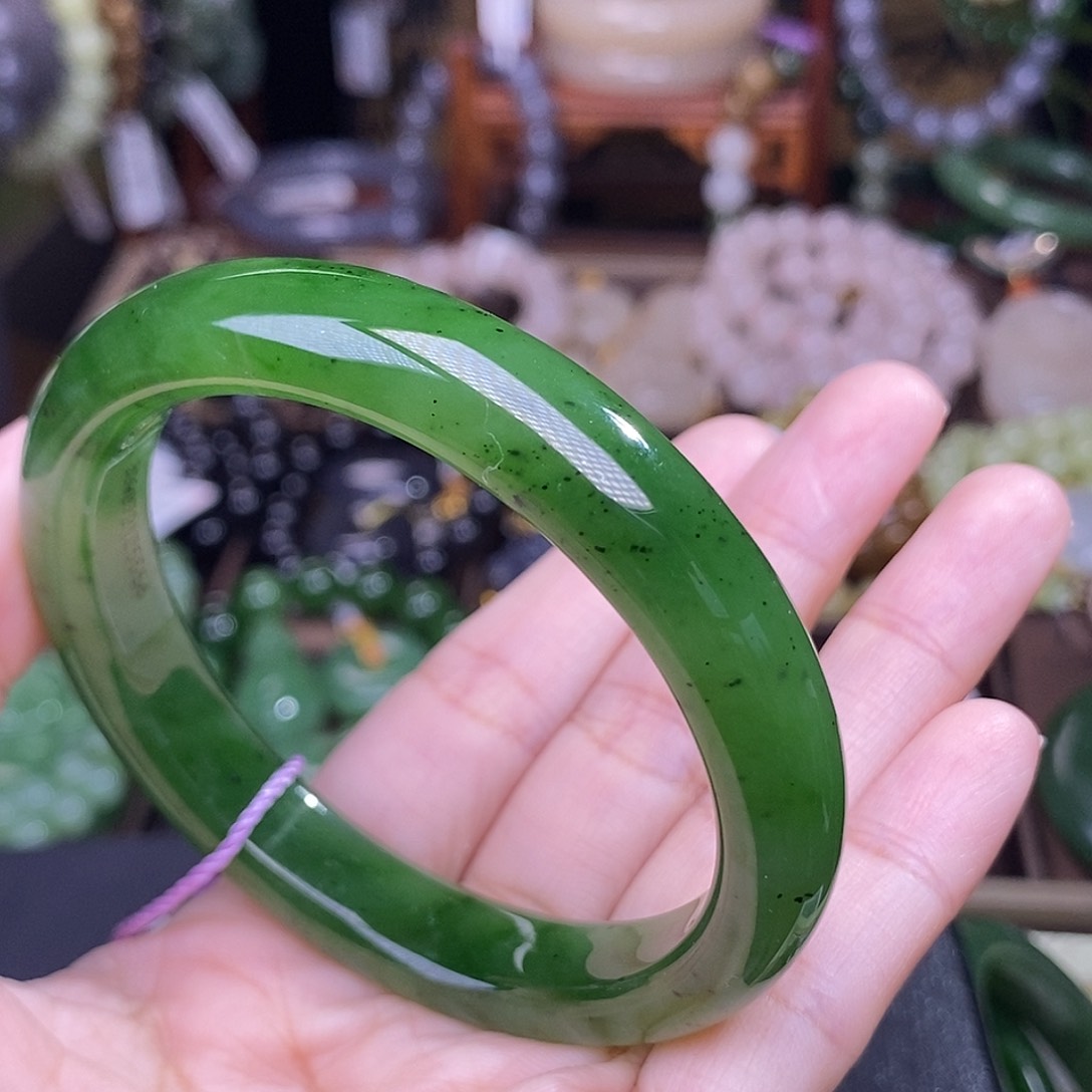 和田玉未镶嵌55.3 冰底辣阳绿碧玉手镯