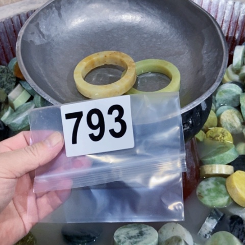 【闪购商品】蛇纹石玉珠宝半成品未镶嵌