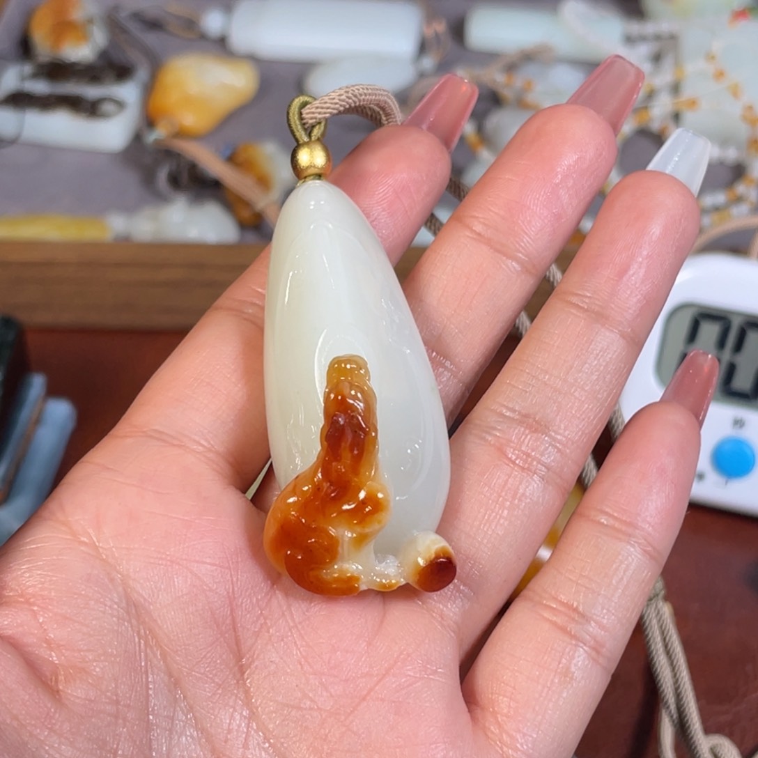 和田玉颈饰未镶嵌