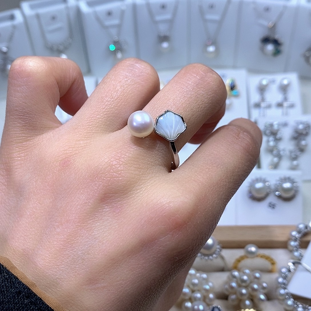 淡水珍珠未镶嵌耳饰