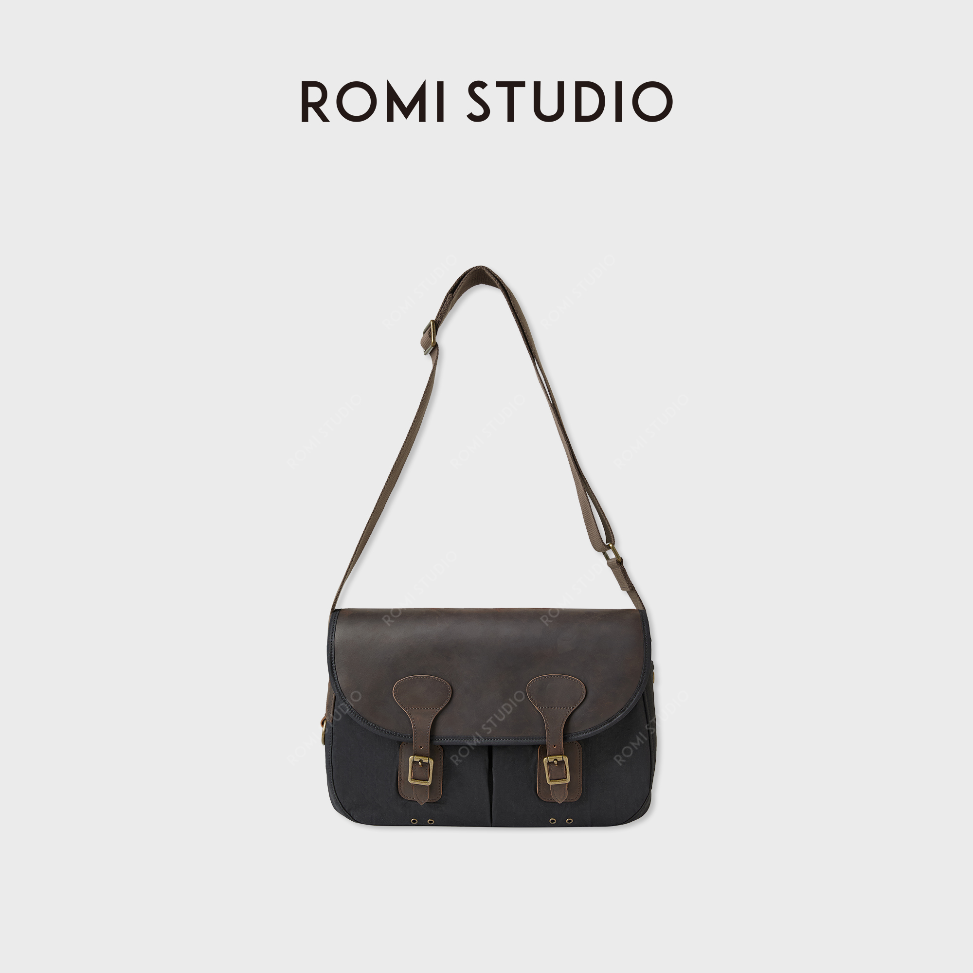 ROMI STUDIO 首饰袋 “英伦复古”油蜡拼牛皮工装斜挎包RWCLP36507
