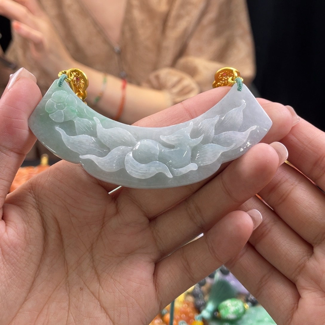 翡翠颈饰未镶嵌代编织