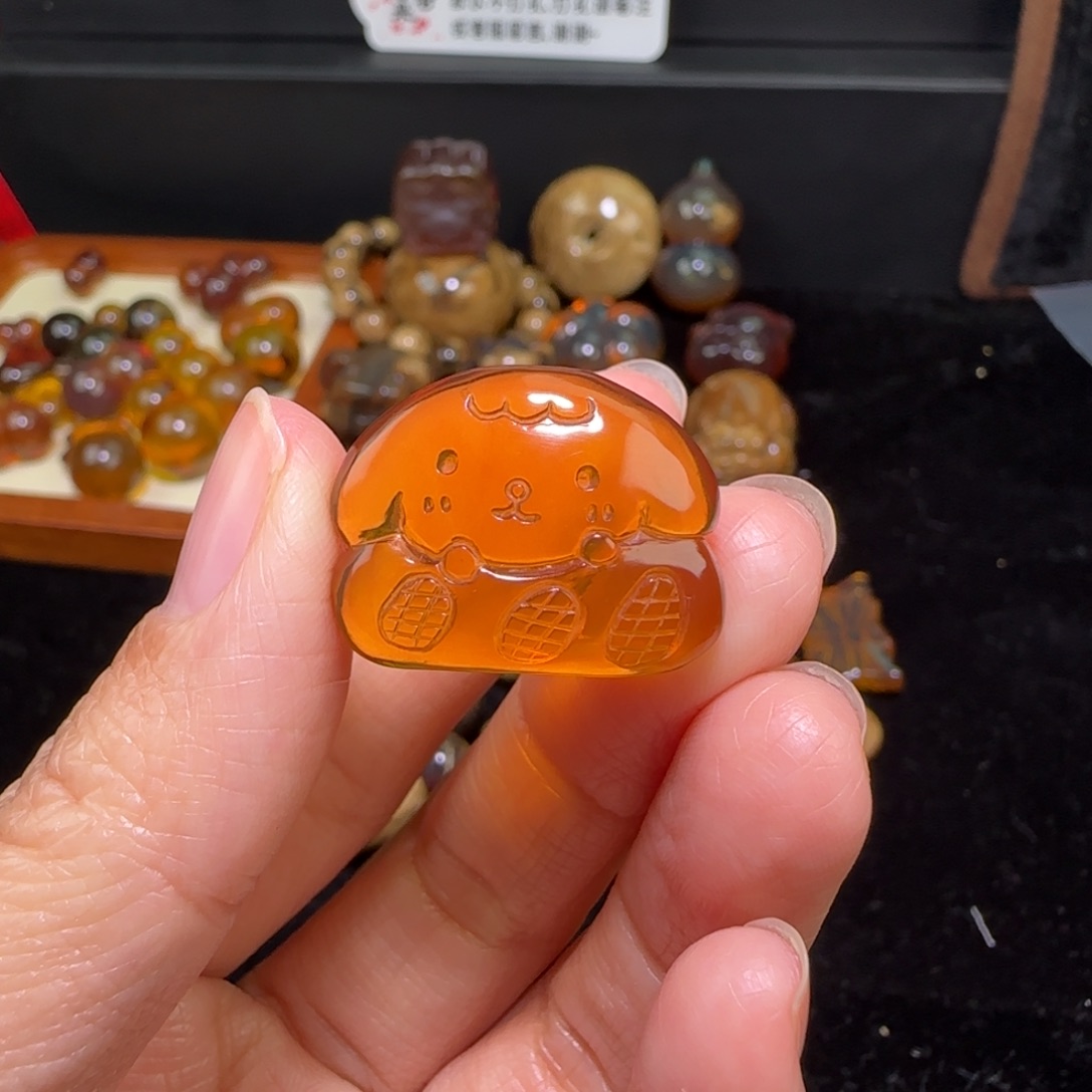 木***森琥珀未镶嵌颈饰琥珀