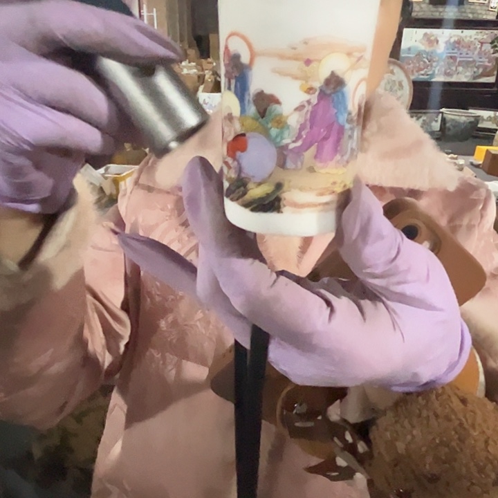 陶摆件景德镇罗汉图闻香杯