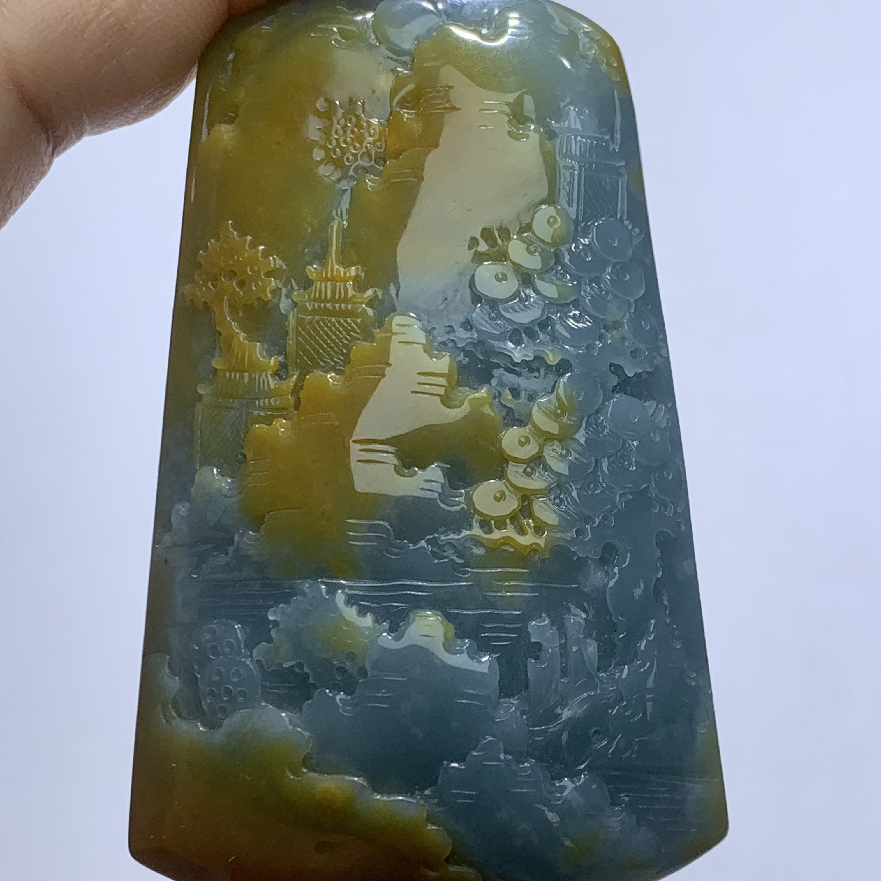 天然翡翠Ａ货危料黄翡纯手工巧雕俏色山水