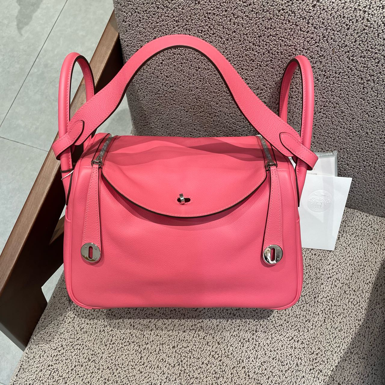 99新 Hermes/爱马仕 Lindy30唇膏粉 C刻