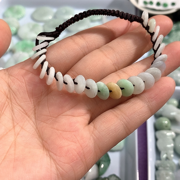 翡翠未镶嵌项圈手绳