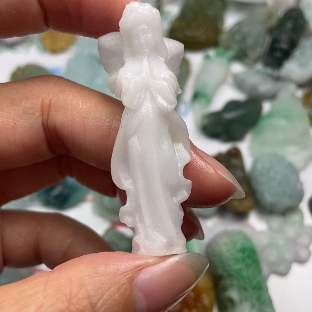 定制翡翠未镶嵌翡翠