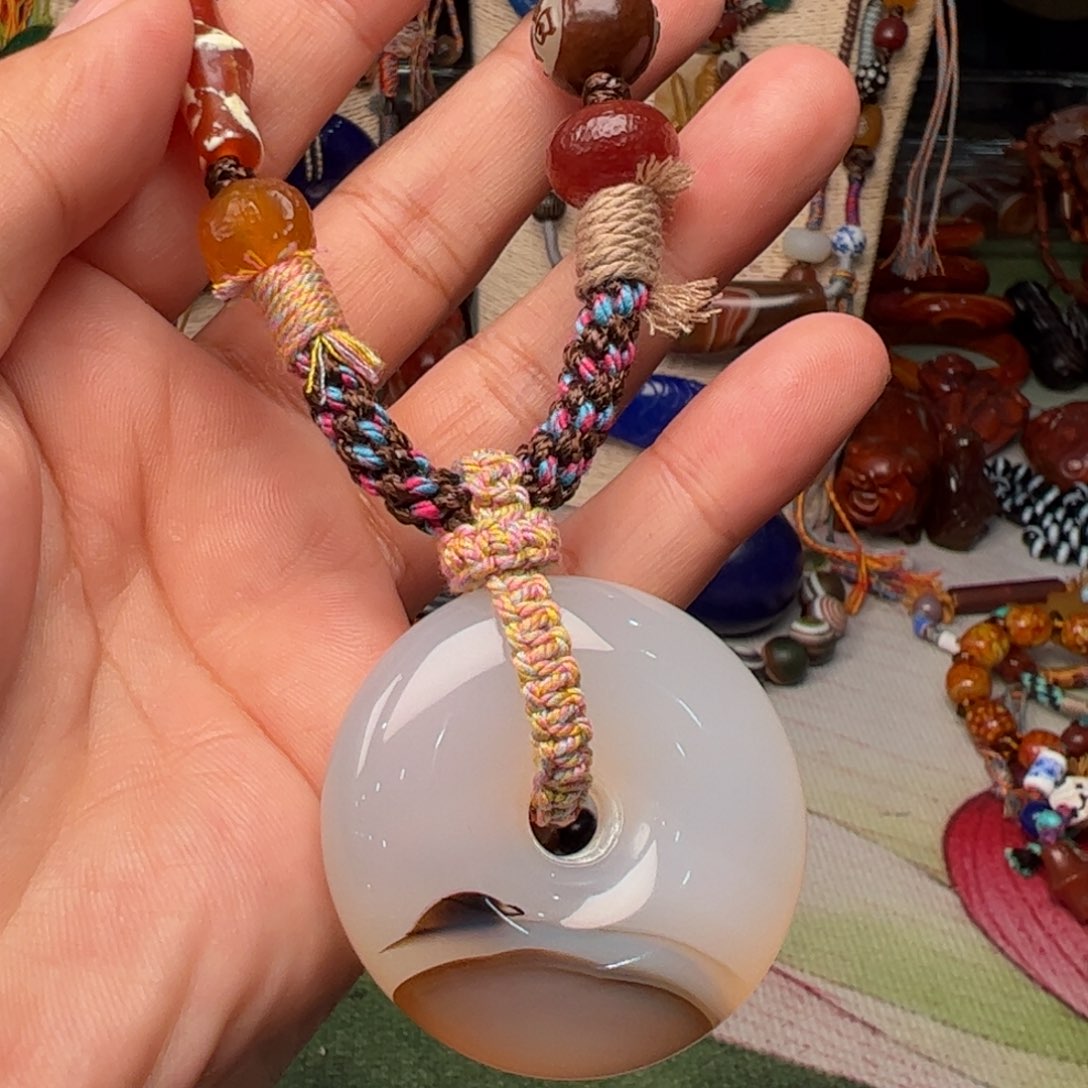 玛瑙/玉髓颈饰未镶嵌