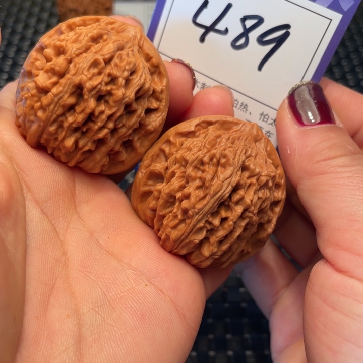 桃核把件41楼子489。。。。。。。。