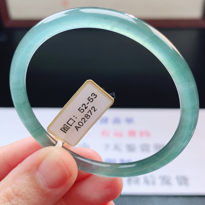 翡翠未镶嵌手镯翡翠手镯55