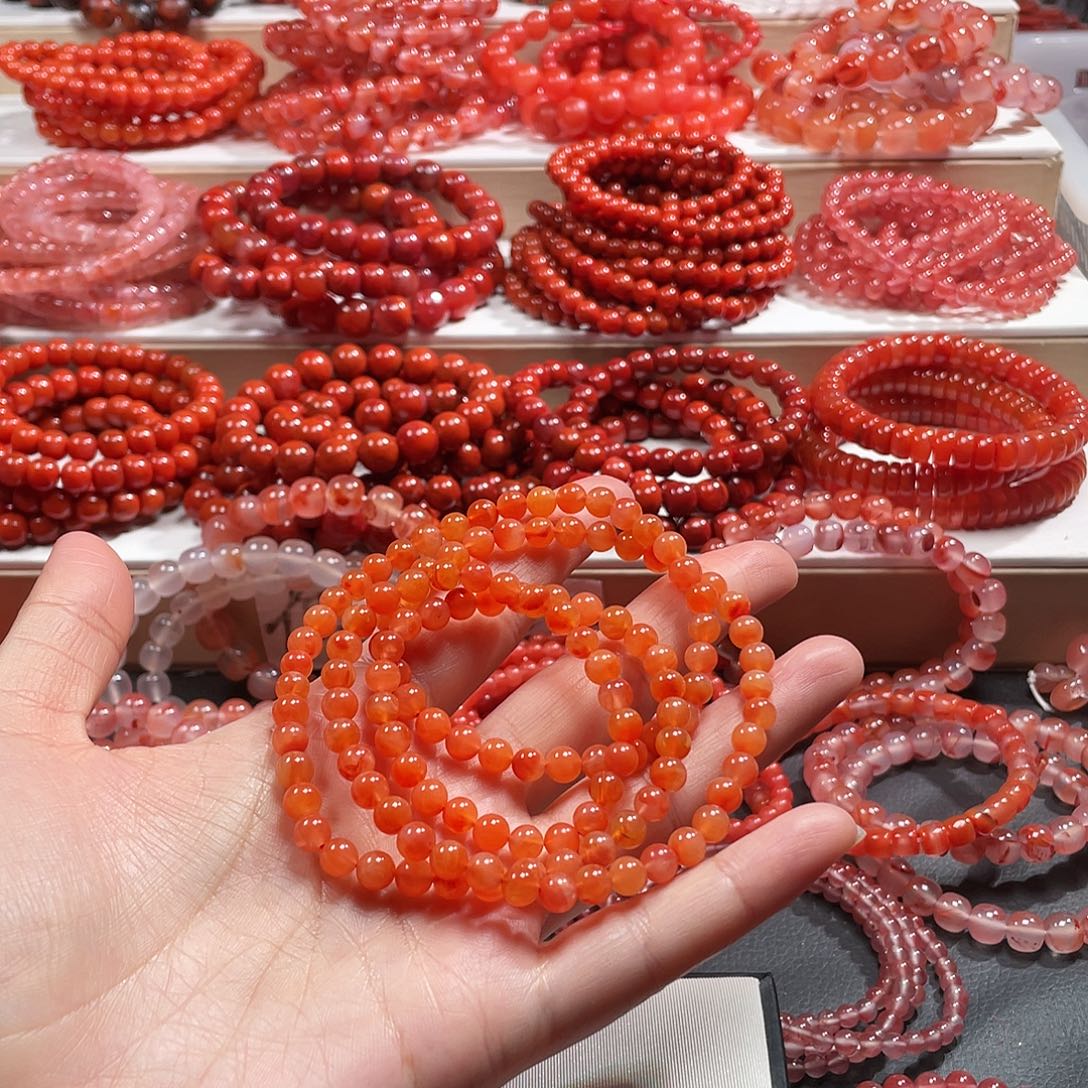 南红玛瑙未镶嵌手链