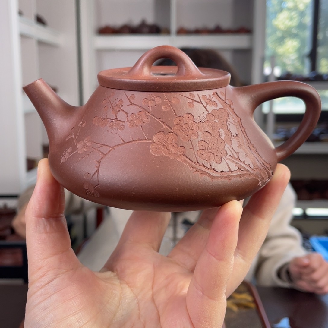 紫砂茶壶底槽清益瓢刻绘270cc