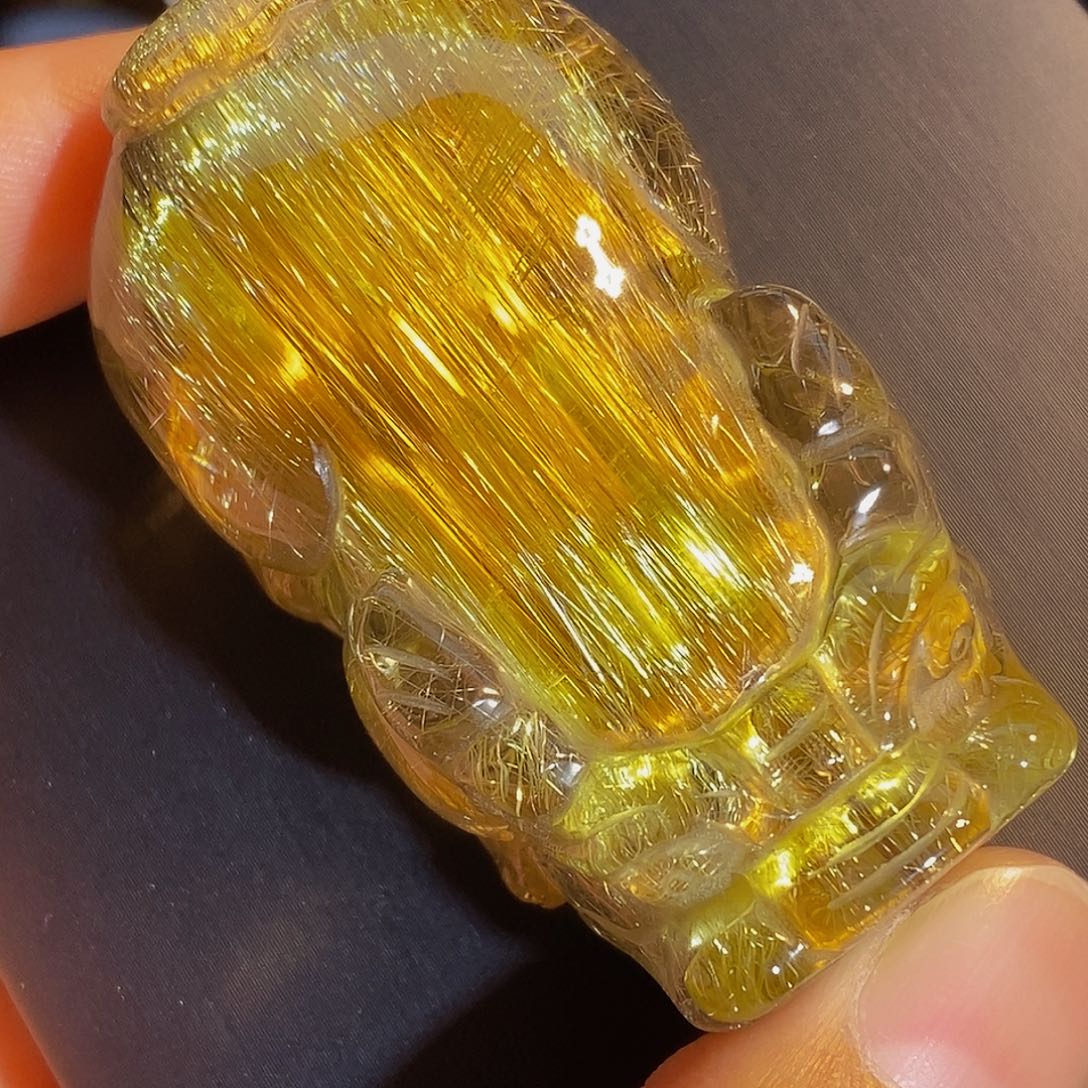 未镶嵌颈饰水晶天然满顺钛晶貔貅手把件摆件