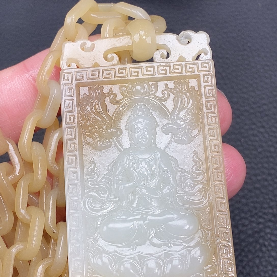 和田玉未镶嵌颈饰