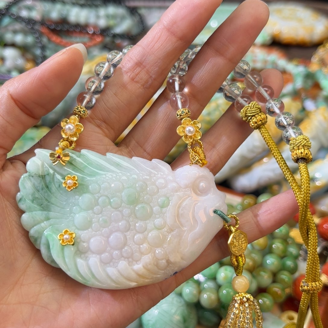 翡翠颈饰未镶嵌待编款