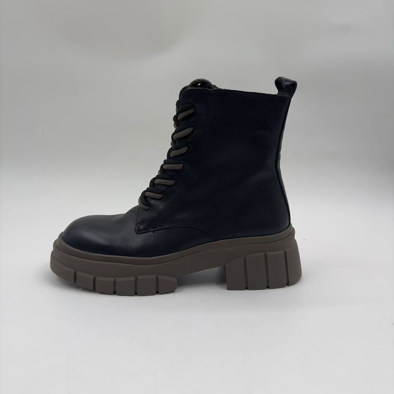 STROLLBEAUTY/漫步佳人262162132英伦风气质新款马丁靴