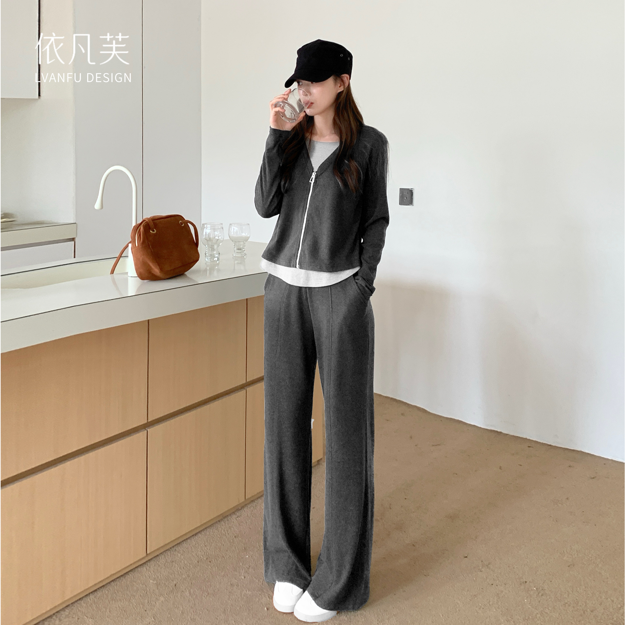 依凡芙2025年秋季新款毛织感休闲慵懒套装JY857A/LGP
