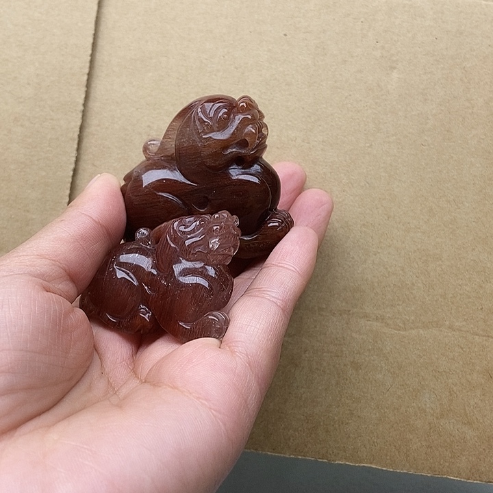 向***生未镶嵌水晶大型摆件（非配饰）