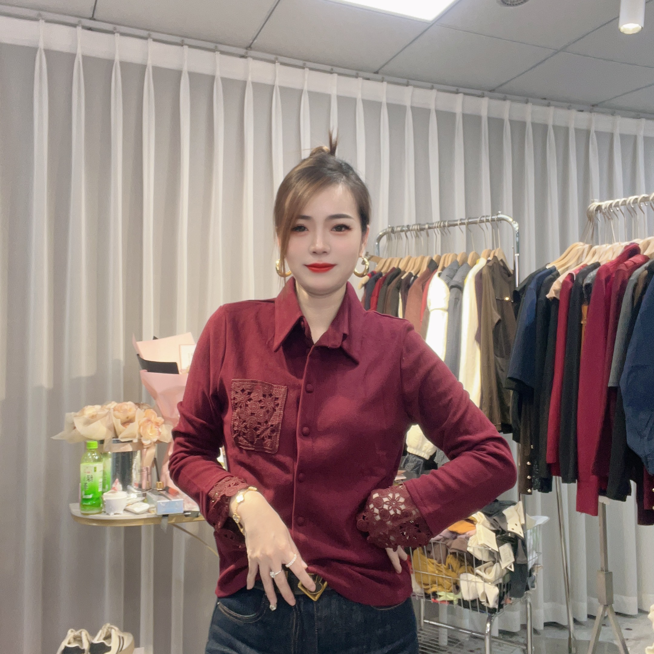 大美小美 （现货福利）冬季新款镂空设计感百搭长袖衬衫女洋气显瘦