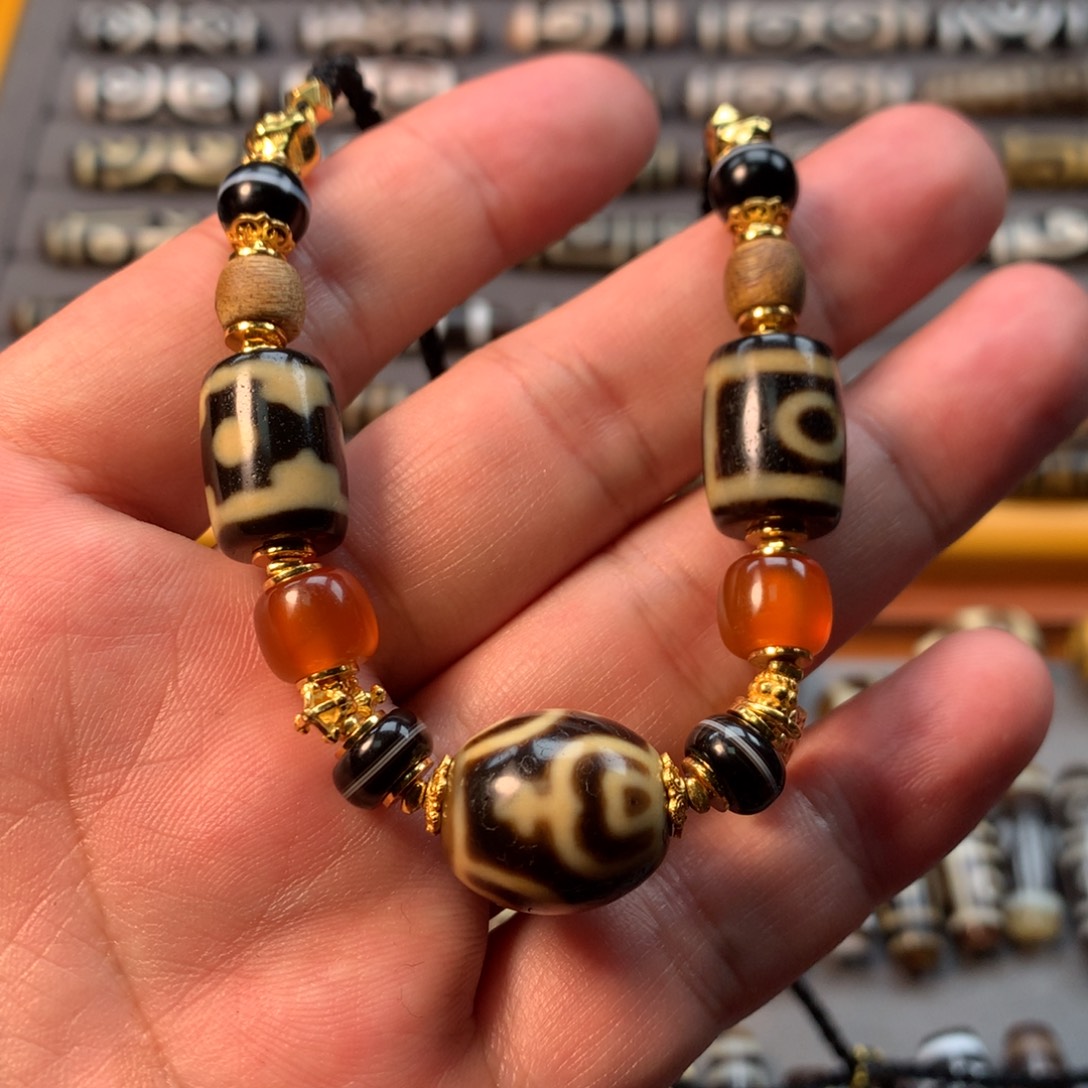 阿***酱玛瑙/玉髓未镶嵌颈饰