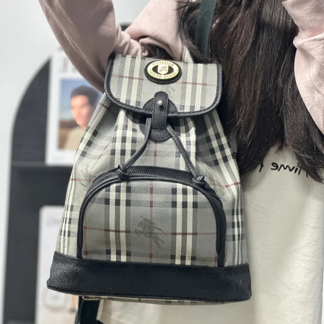 奶奶灰全原巴宝莉双肩包 jmm95