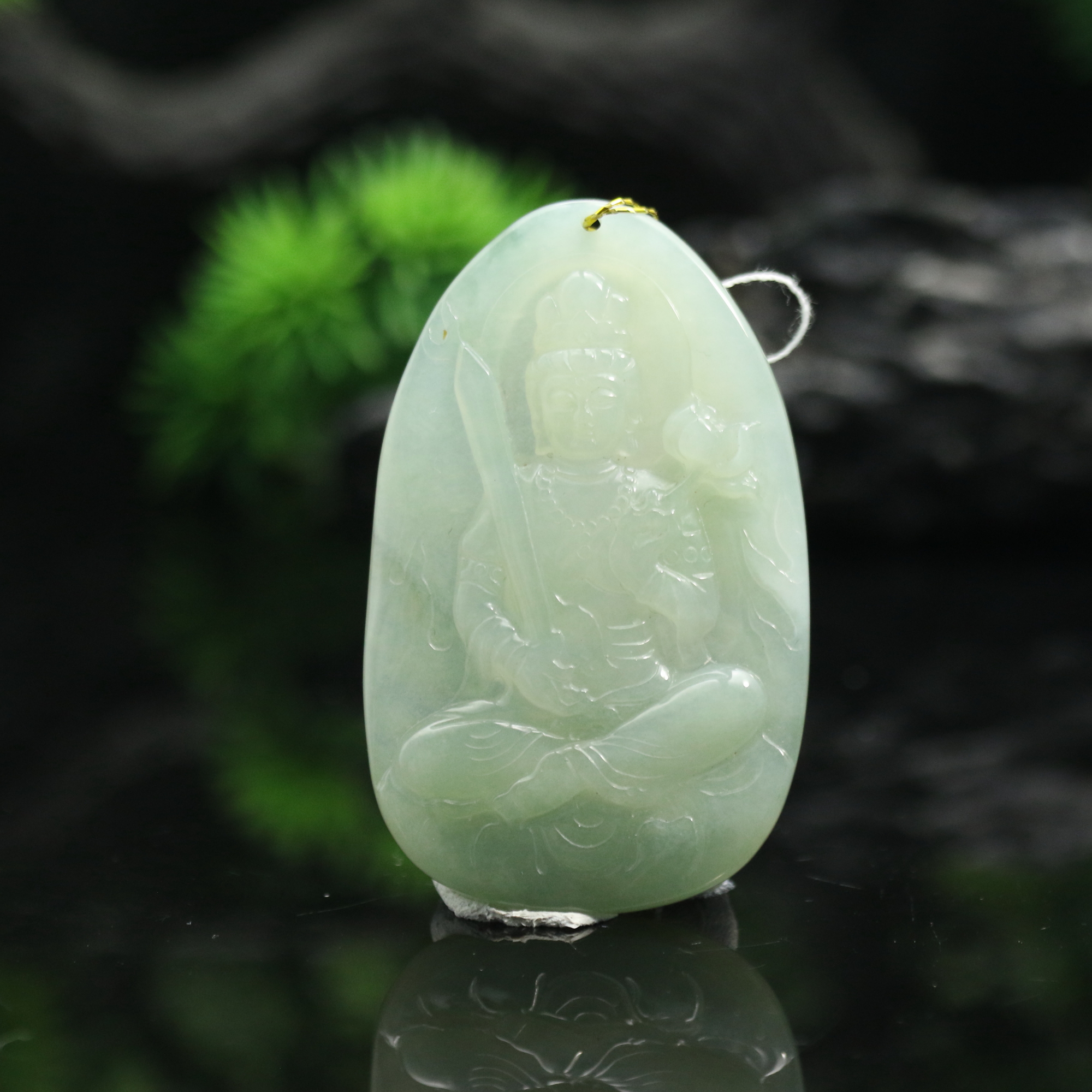 10天然缅甸翡翠A货冰挂件/100038/上海嘉禾拍卖