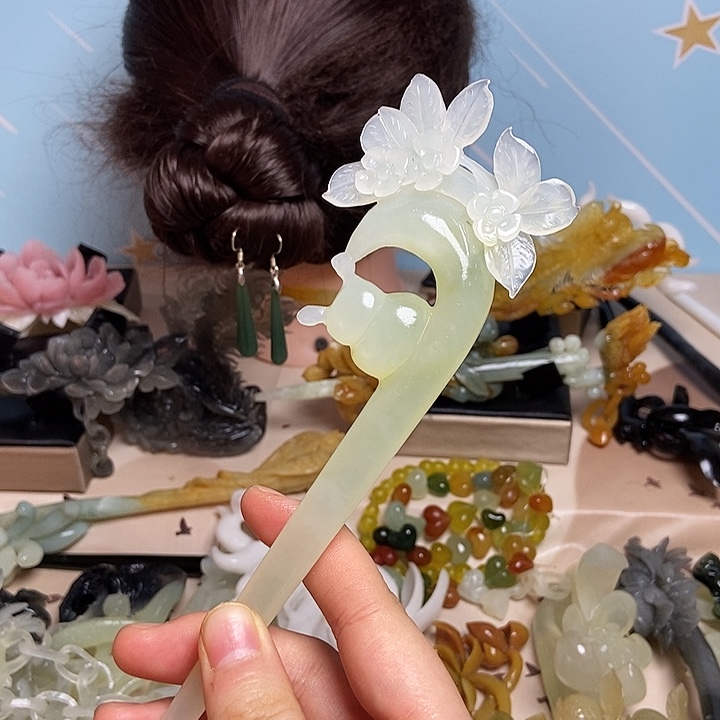 蛇纹石玉未镶嵌发饰