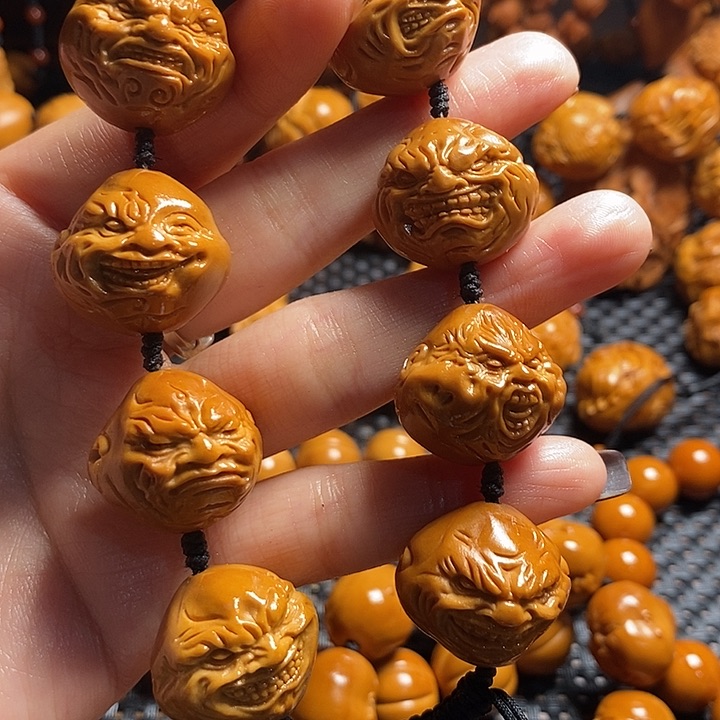 吊坠橄榄核2.2左右恶僧