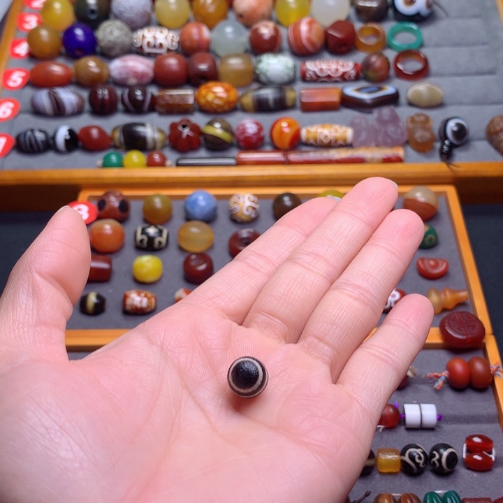 玛瑙/玉髓颈饰未镶嵌?****?