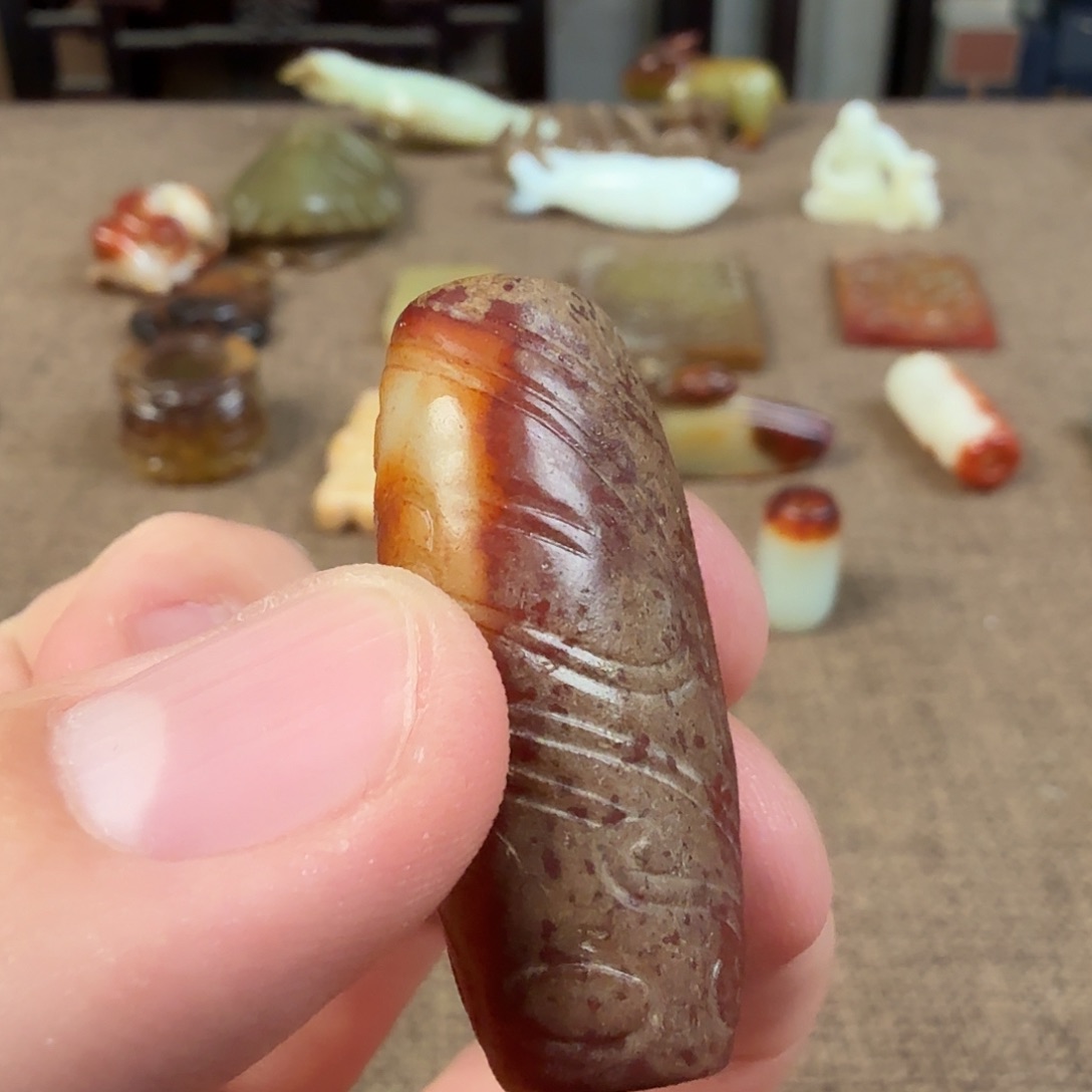 和田玉（糖玉）未镶嵌珠宝奇石