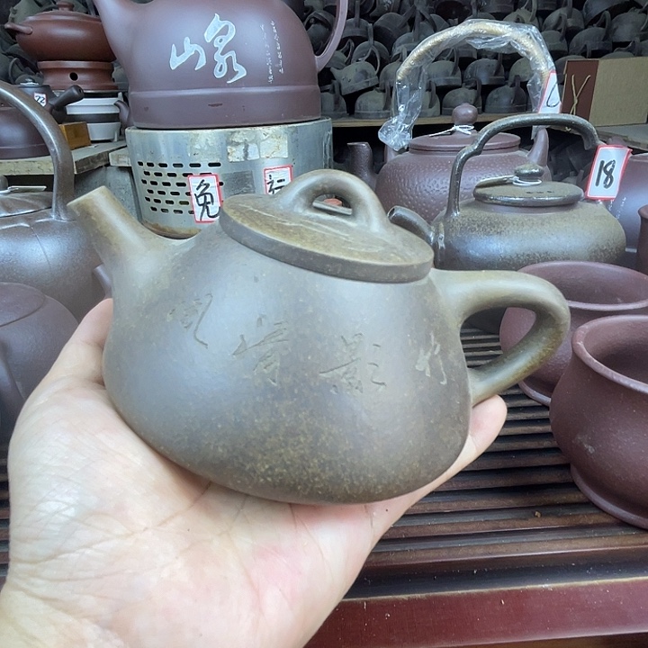 紫砂等珍贵文物的保护工作也得到