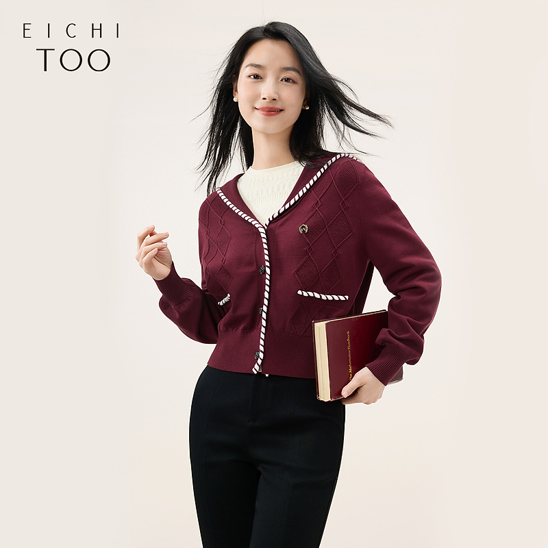 爱居兔酒红色时尚撞色简约舒适针织衫外套EWZSJ3N020A