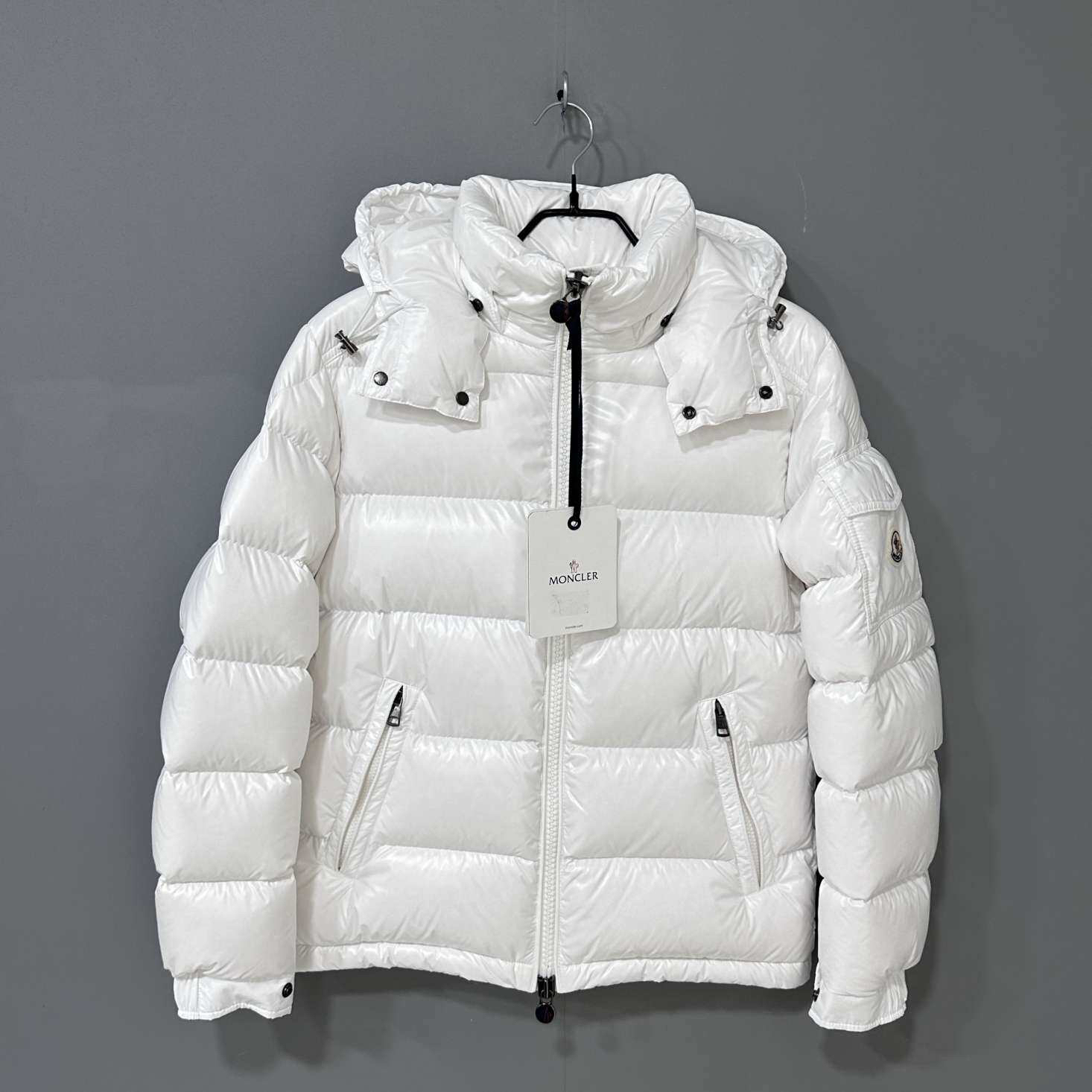 未使用 MONCLER 白色maire羽绒服/1码/23835