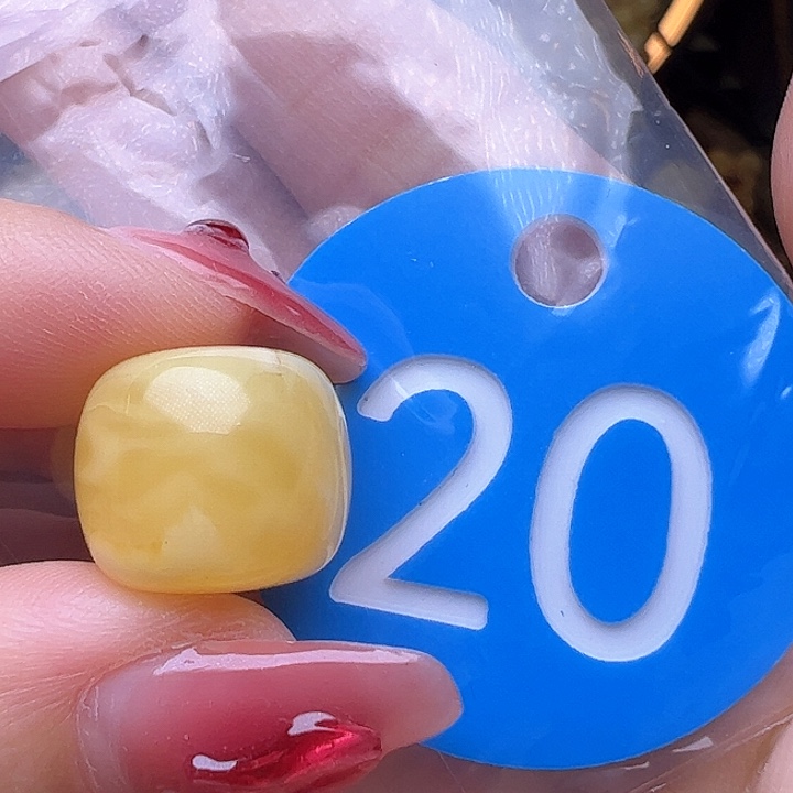 蜜蜡裸石未镶嵌14mm 老型