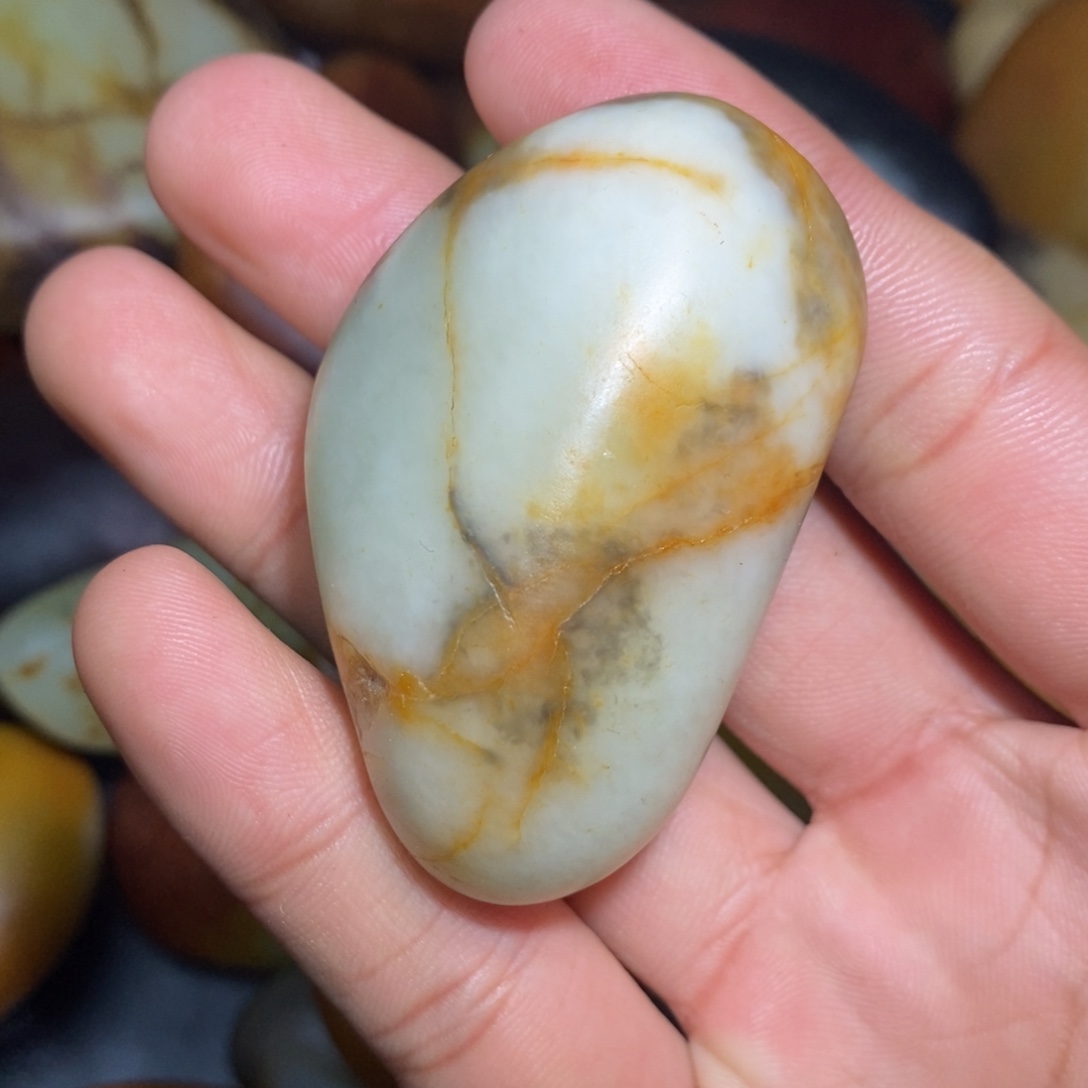 和田玉未镶嵌珠宝奇石