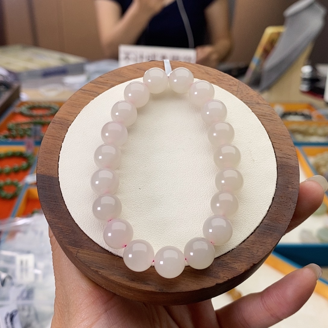 未镶嵌手串和田玉A20藕粉