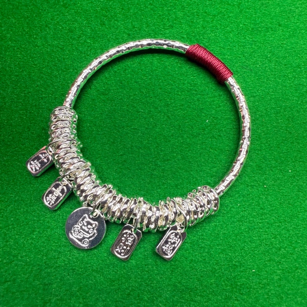 实心精品手镯无礼盒YZ022