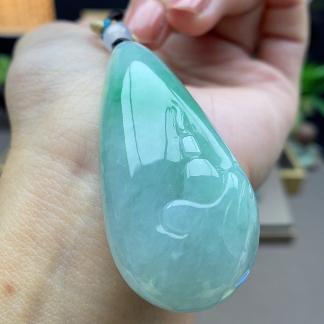 翡翠未镶嵌颈饰吊坠41