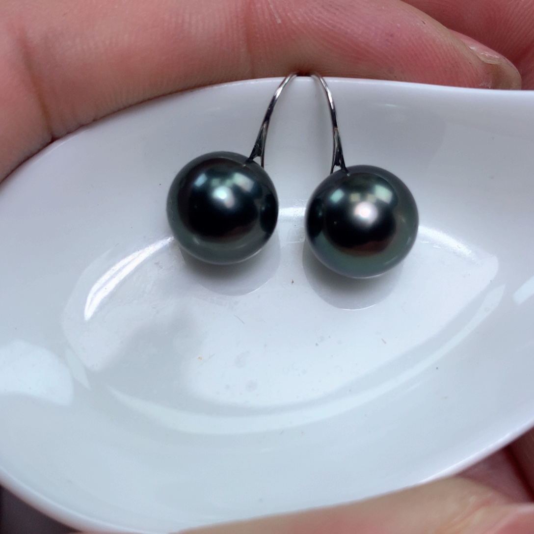 海水珍珠耳饰18K金镶嵌