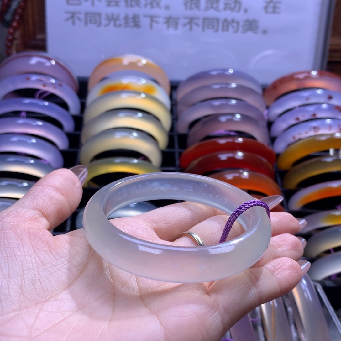 【闪购商品】玛瑙/玉髓手镯未镶嵌?*宰