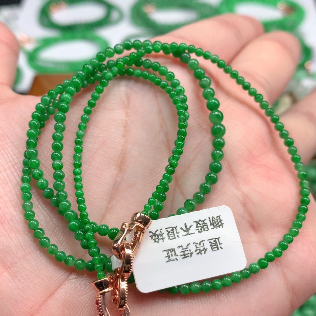 翡翠手链未镶嵌翡翠