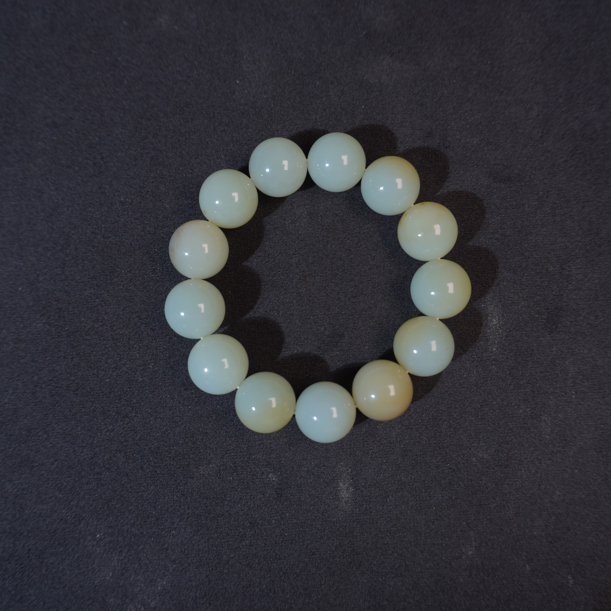 19YO3 清 和田玉手串