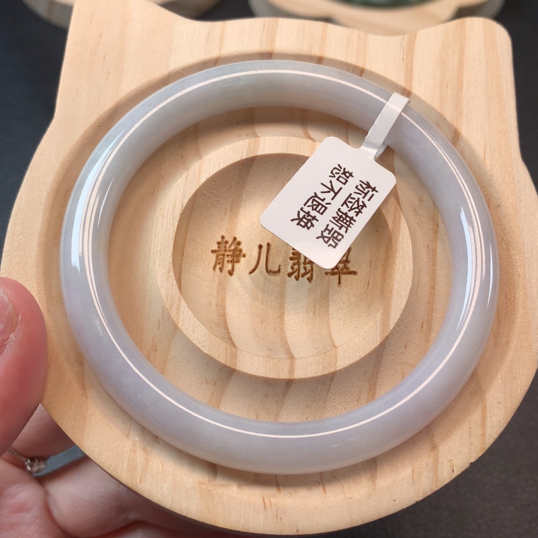 翡翠手镯未镶嵌59圈口