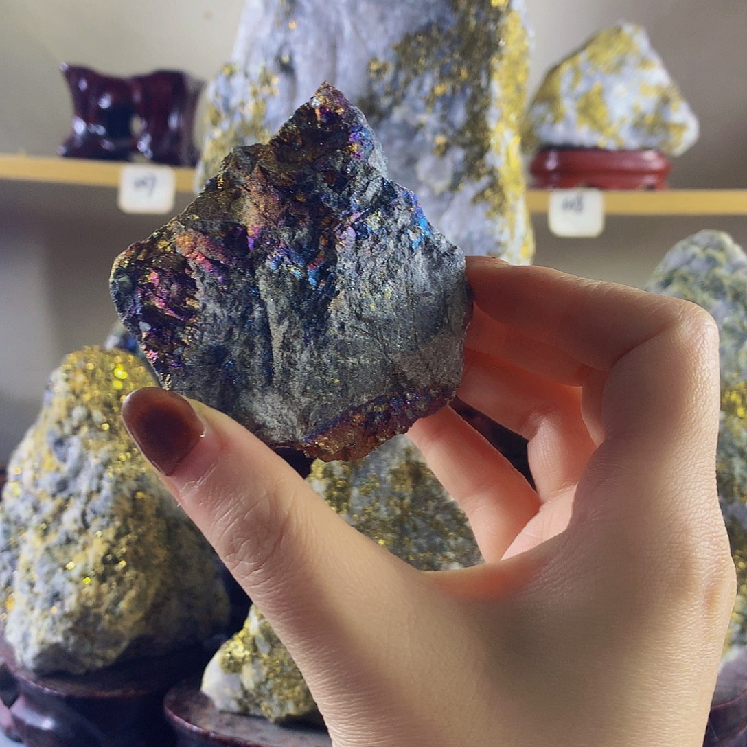 石材天然原石带底座