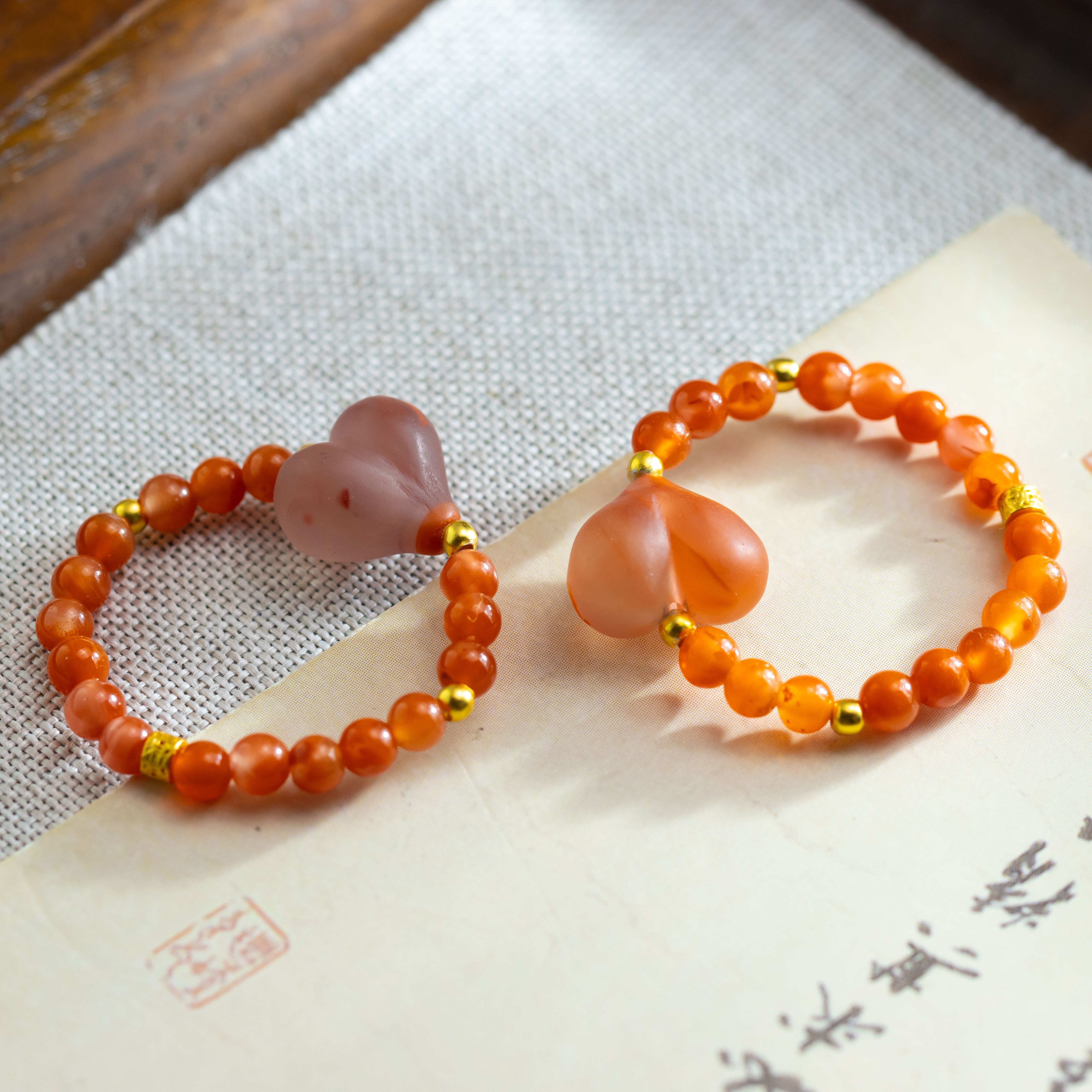 南红玛瑙爱心屁桃民族风女款戒指（多样性发货 发其一）